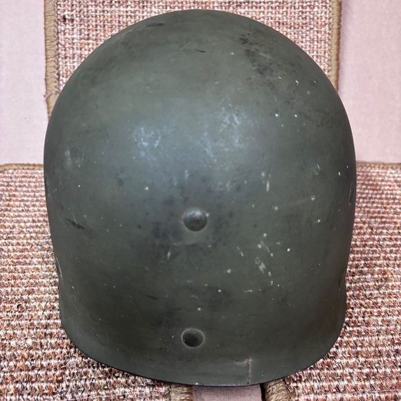 US ARMY WW2 M-1 COMBAT HELMET LINER ORIGINAL WWII FIRESTONE MILITARY AUTHENTIC - Picture 2 of 16
